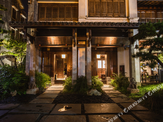 柳州且舍酒店(窑埠古镇店)