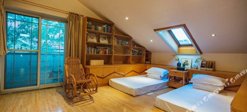 上海小西的一间别墅(莘砖公路分店)图片