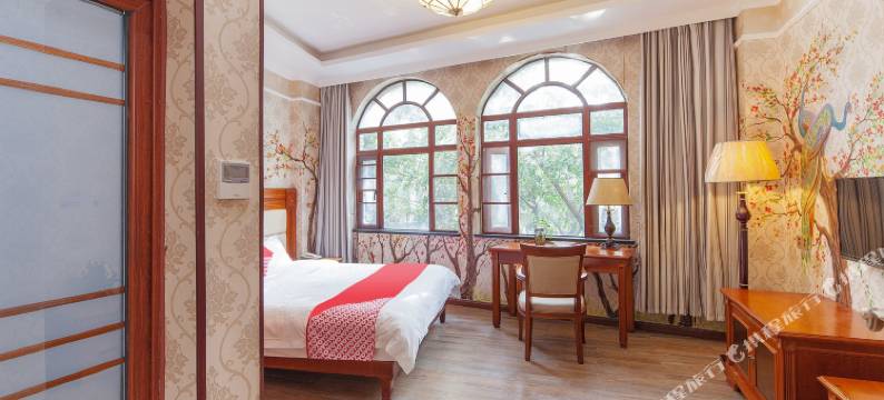 三亚木卡姆大酒店(金鸡岭高铁站店)图片