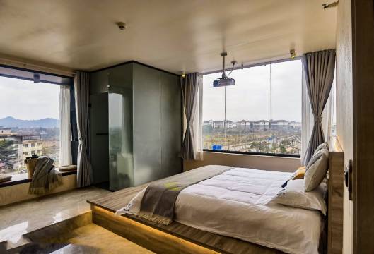 轩语舍民宿(桂林理工大学雁山店)