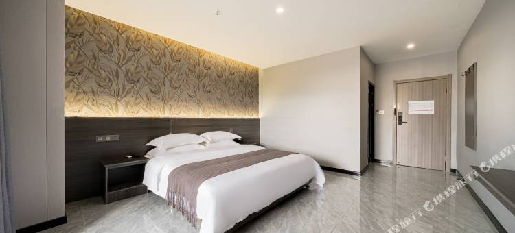 梵拉图·芒果酒店(宜宾临港客运站店)图片