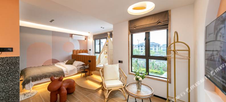 宿说·泳池HolidayVilla·轻奢度假美宿(观音法界店)图片