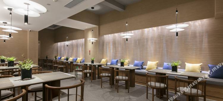 仟那酒店(郑州二七广场丹尼斯大卫城店)图片