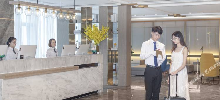 清能宜尚PLUS酒店(苏州吴江东太湖万宝商业广场店)图片
