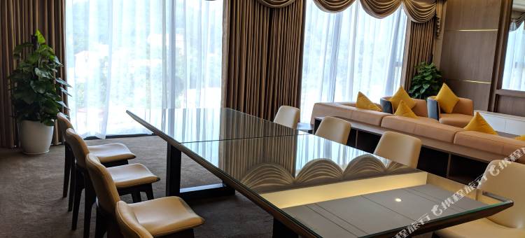 山罗孟青豪华酒店(Muong Thanh Luxury Son La)图片