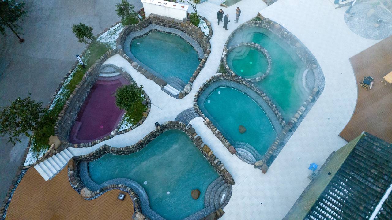 湖畔雅苑温泉酒店(雅女湖店)图片