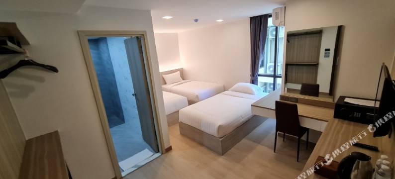 塔纳维素酒店(Thana Wisut Hotel)图片