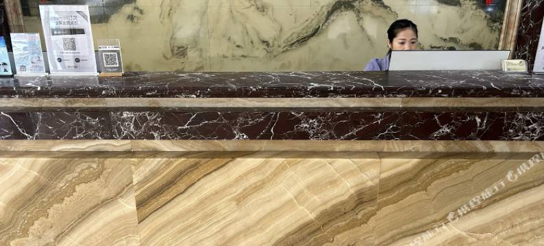 亚信电竞酒店(深圳坪地宜城PARK沃尔玛店)图片