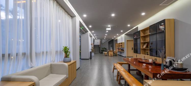 后花园·哆哩苑·酒店(西双版纳景洪曼听公园总佛寺店)图片