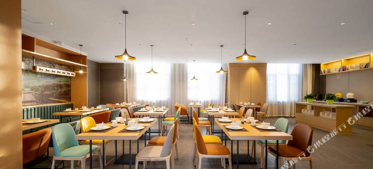 悦居智能酒店(公元大观哈密火车站店)图片