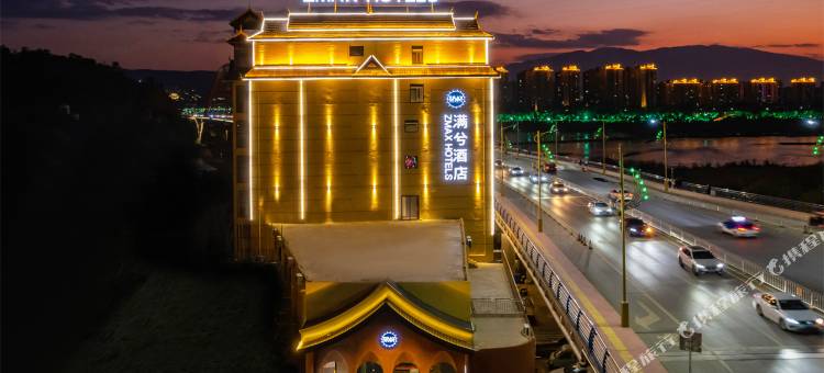 ZMAX 满兮.江景度假酒店(景洪告庄西双景星光夜市店)图片