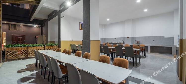 景洪富隆大酒店图片