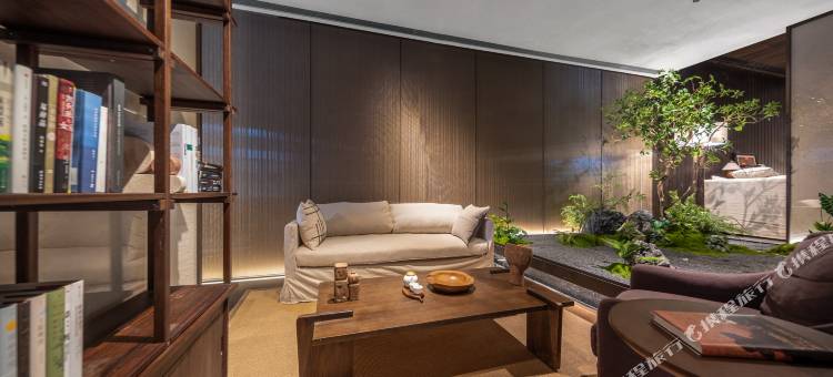 成都华西医院省体育馆地铁站亚朵S酒店图片