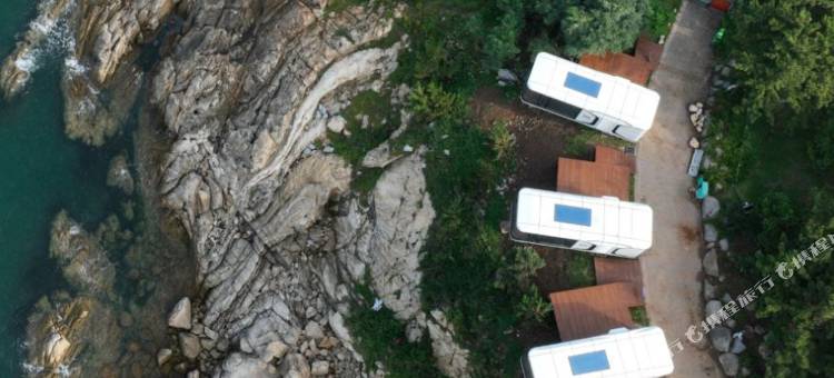 半月湾六号悬崖太空舱民宿图片