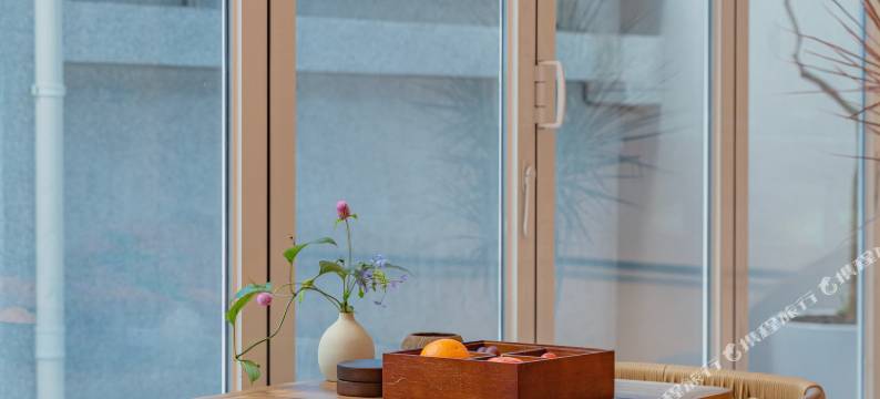 GUCHI故迟·江景汤泉民宿(OMG心跳乐园店)图片