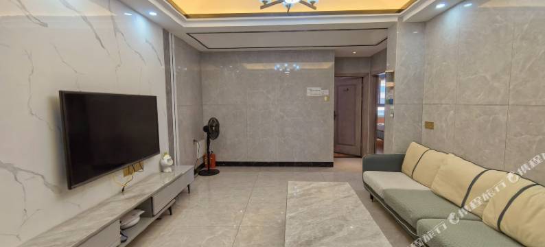 漳州站枫叶红公寓图片