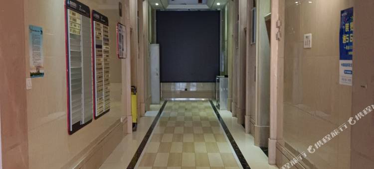 莱住木子酒店(万达广场店)图片