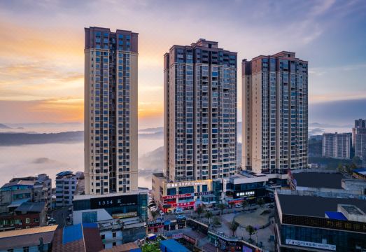 仪陇澜庭·美度酒店外景图