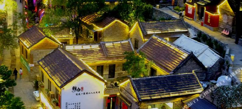 红叶柿岩雅白小筑图片