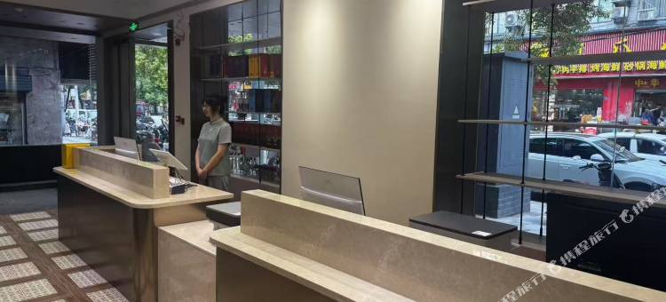 武汉瑞声酒店(户部巷司门口黄鹤楼地铁站店)图片