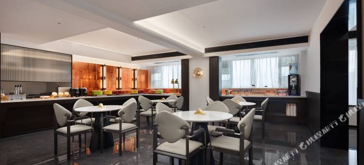 朵兰达V酒店(乐山高铁站世豪广场店)图片