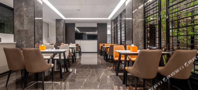 梵蒂斯舒馨酒店(大理祥云高铁站店)图片