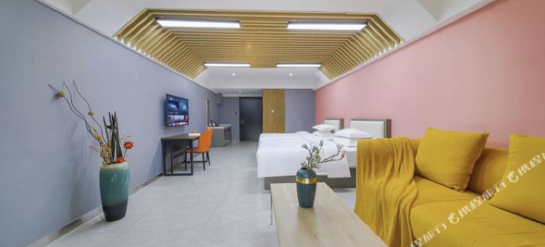 美狮假日民宿(清明上河园店)图片