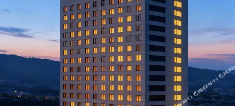 杭州•漫纯|PanoramicDesignHighLand高空酒店(临平区人民政府店)图片