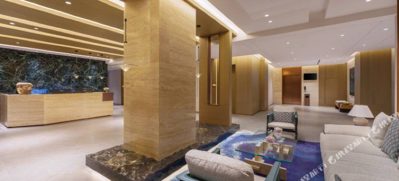 赛里木湖水云杉铂骊酒店(新游客中心店)图片