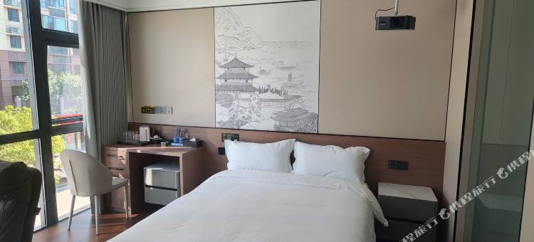 金喜鹊智能酒店(岳阳县汽车站店)图片