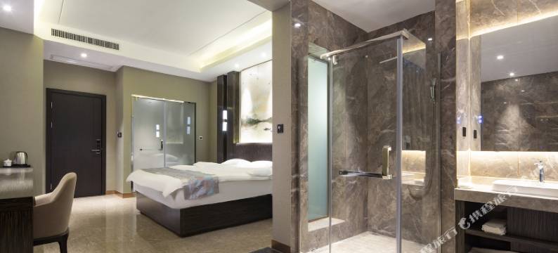 三亚兰霆鑫酒店(高铁站店)图片