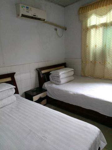 岳阳县兴鑫招待所