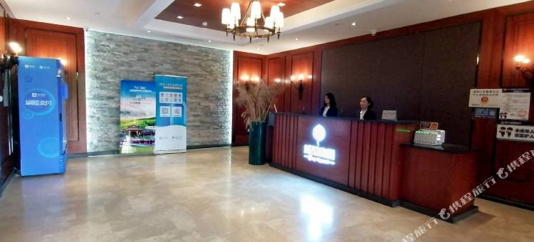 嵩明域见度假酒店图片