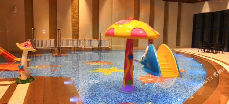 新疆天赐圣泉度假酒店图片