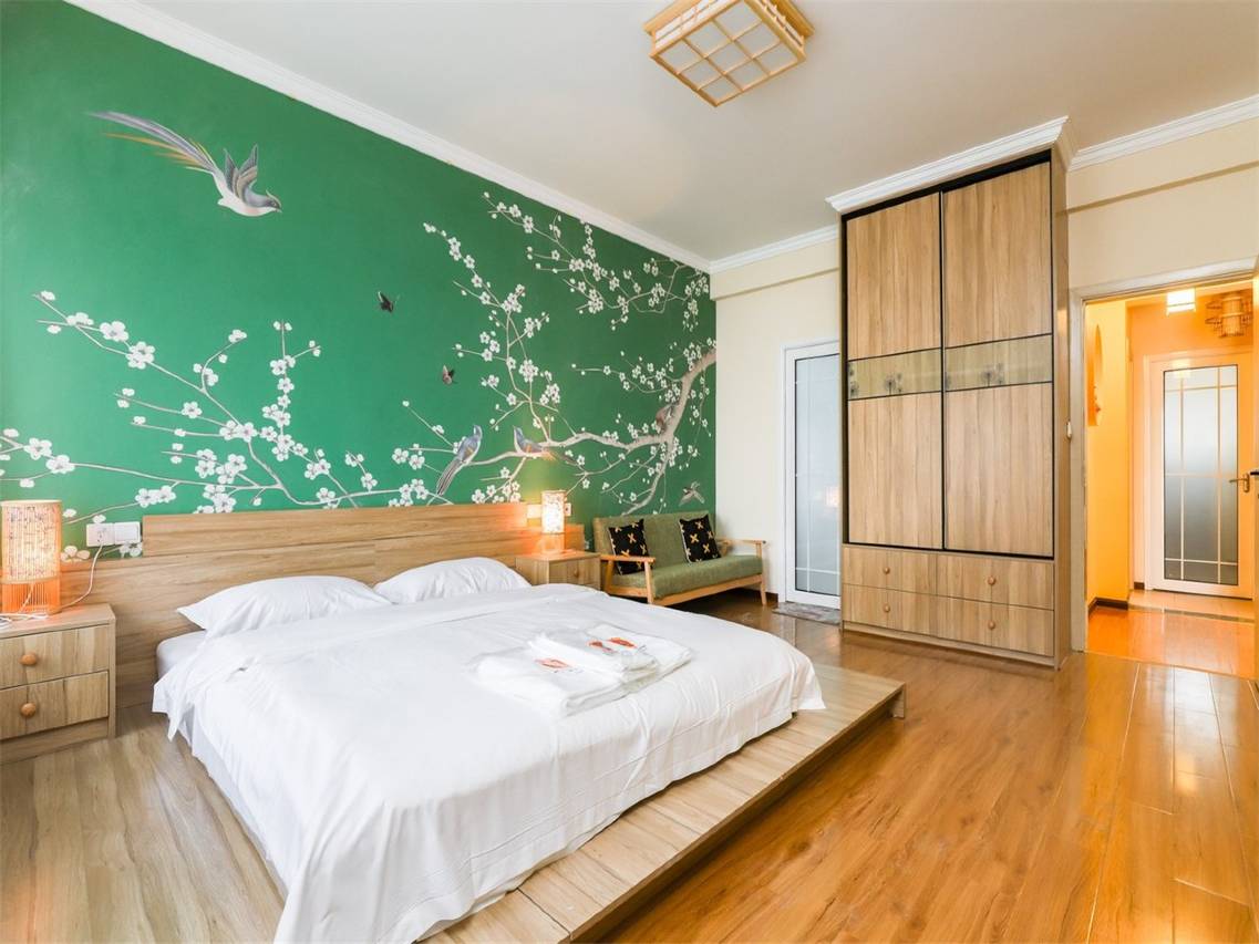 乐山房东与汤姆公寓(青江路南段分店)