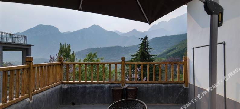 云台山依山居精品民宿(岸上服务区店)图片