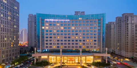 鉑麗斯國際大酒店(威海高鐵站韓樂坊店)