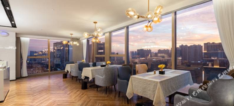 宜尚酒店(长沙望城区政府斑马湖店)图片