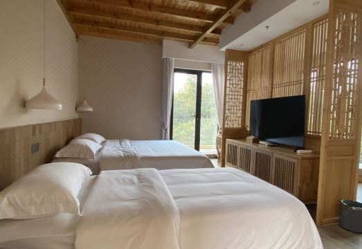 MAN HU TIME Guesthouse(Suzhou Taihu Xishan Island Store) Hotel Overview
