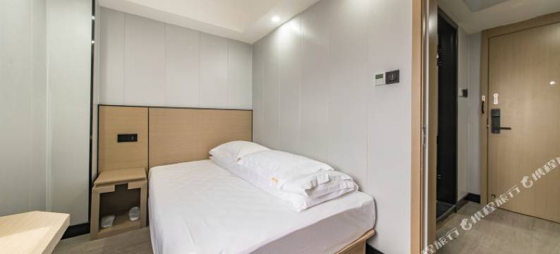 鑫尚宾馆(盐城中南城大学城店)图片