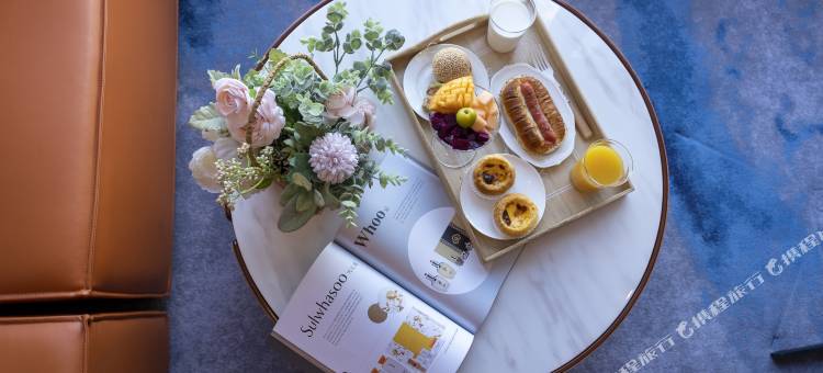 See City·雲翼高空酒店(贵阳甲秀楼民生路店)图片