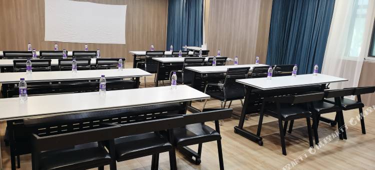 柏纳酒店(安吉九州昌硕广场店)图片