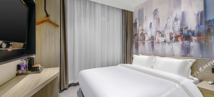 锐思特酒店(石家庄鹿泉龙泉古镇店)图片