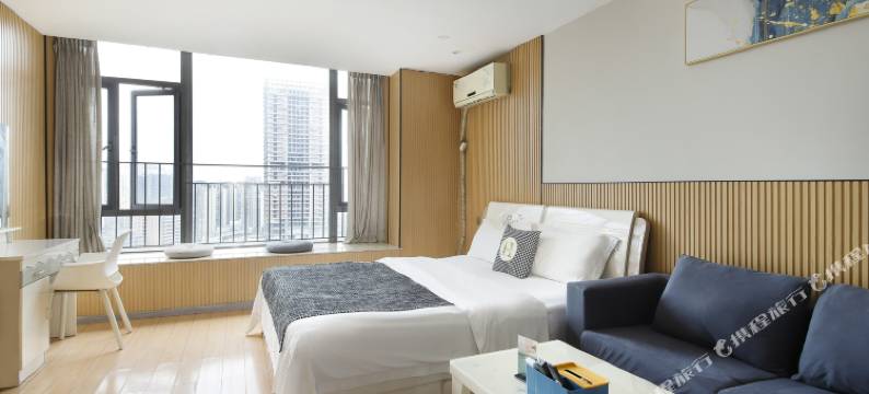 成都雅致轻奢度假公寓(春熙路天府广场店)图片