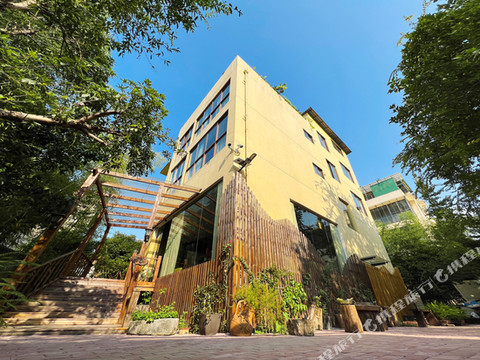 桂林大朴树民宿(漓江高铁北站店)