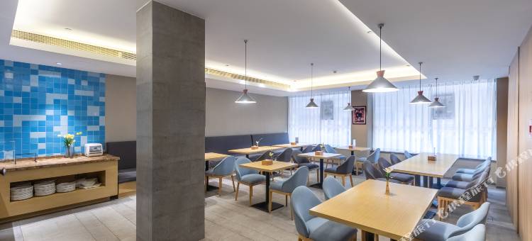 锐思特酒店(滨江路国窖大桥店)图片