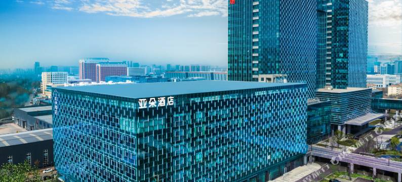 济南旅游路文旅城亚朵酒店图片