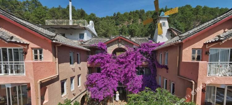 丽江逸人水岸城堡客栈图片