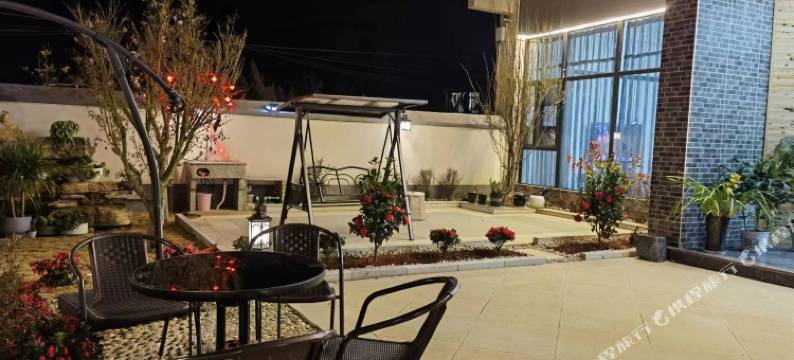 石屏林月风致民宿图片