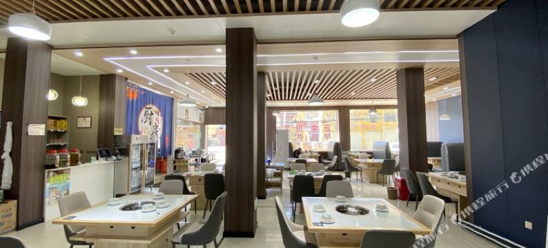 久治玖月商务酒店图片